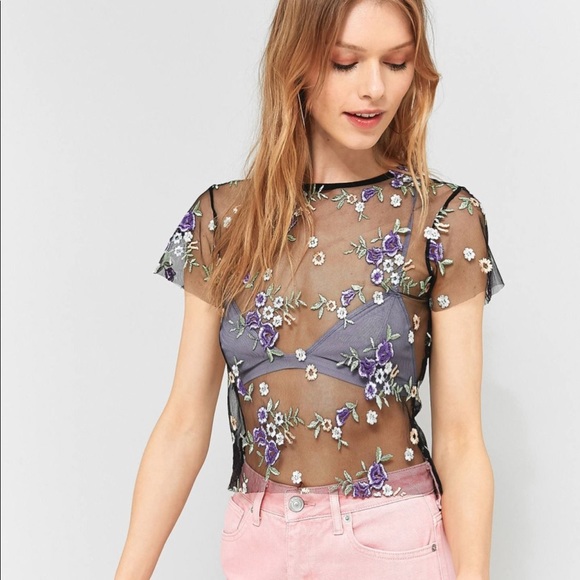 Urban Outfitters Tops - Urban Outfitters sheer floral top. NWT 🌸💐